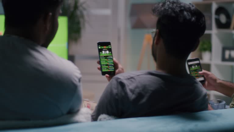 Level up heroes and gear in mobile online gaming