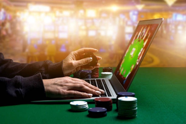 Web-Based Communities Centered on Casino Gaming